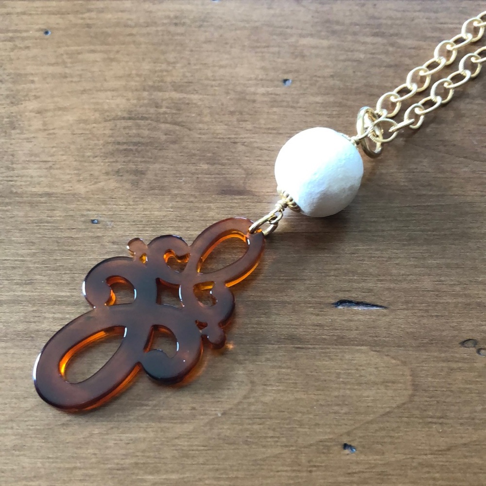 NWOT mollybeads necklace